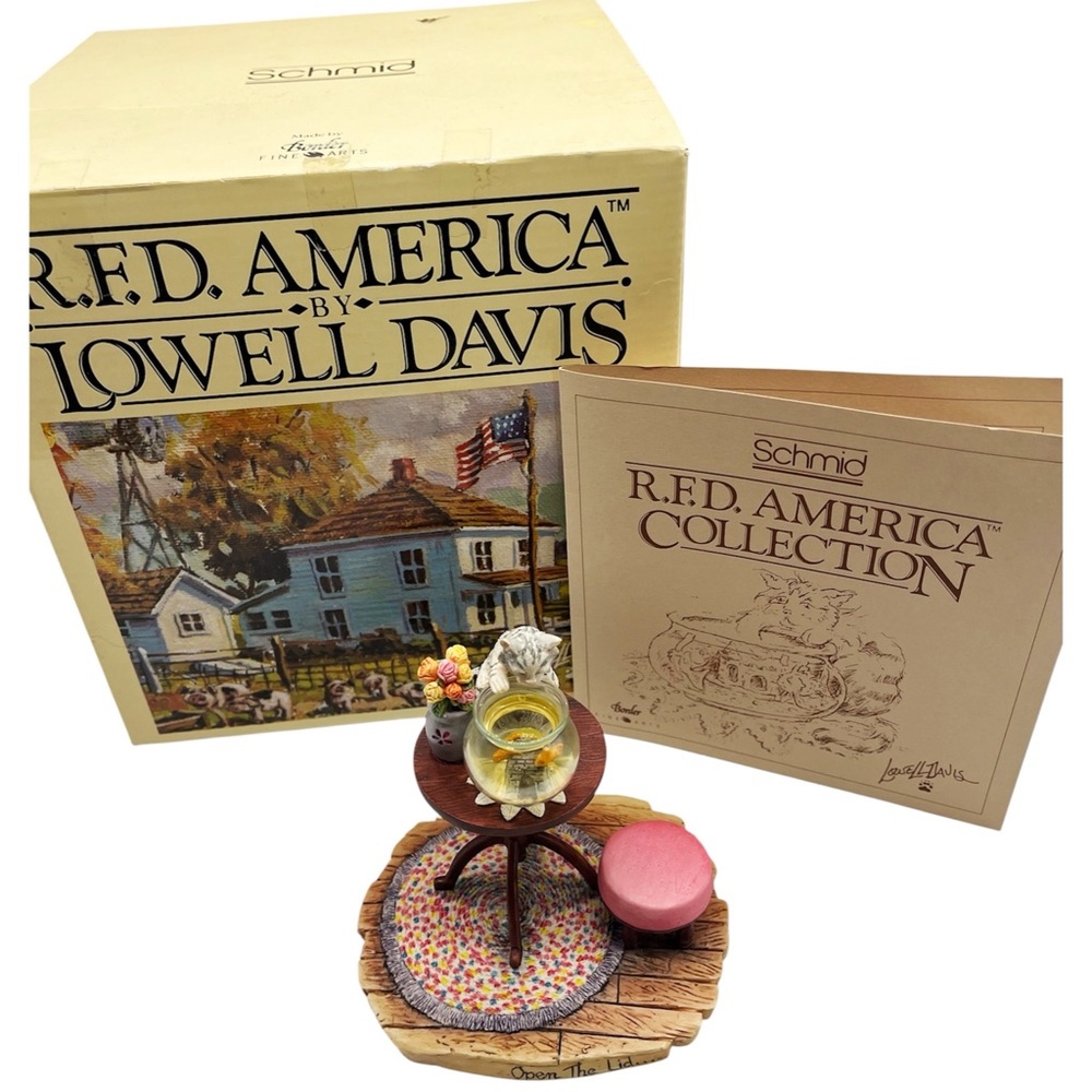 Vintage RFD LOWELL DAVIS " OPEN THE LID " KITTY CAT & GOLD FISH SCHMID #806